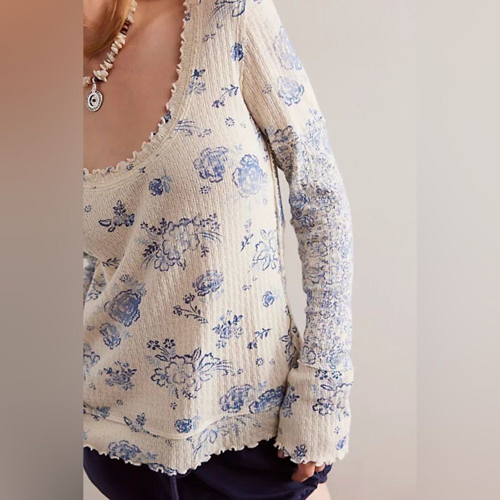 FREE PEOPLE We The Free Clover Printed Thermal Ivory Combo NWT - Picture 3 of 6